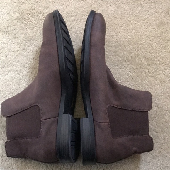 Steve Madden Ortholite Chelsea Slip On Pull On Ankle Suede Brown Boots-Size 13 - Picture 2 of 10